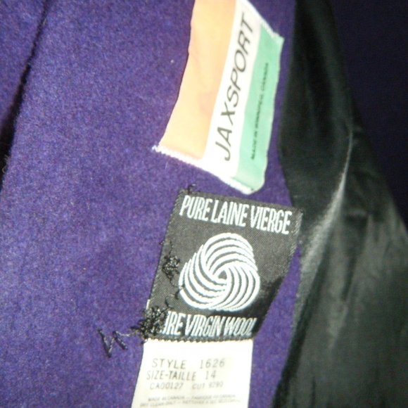 100% Pure Virgin Wool Coat. Made in Winnipeg. Sz14 - Picture 3 of 4